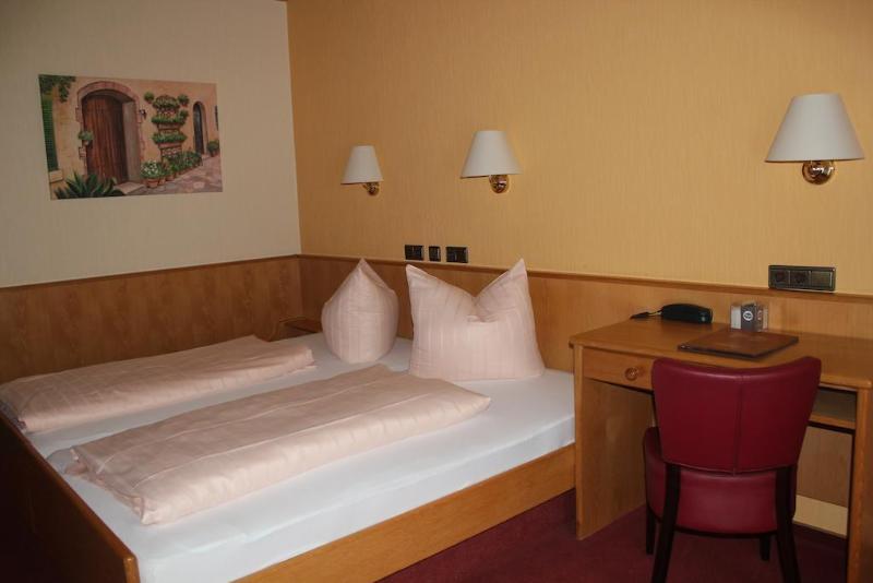 Hotel Tenner 3*
